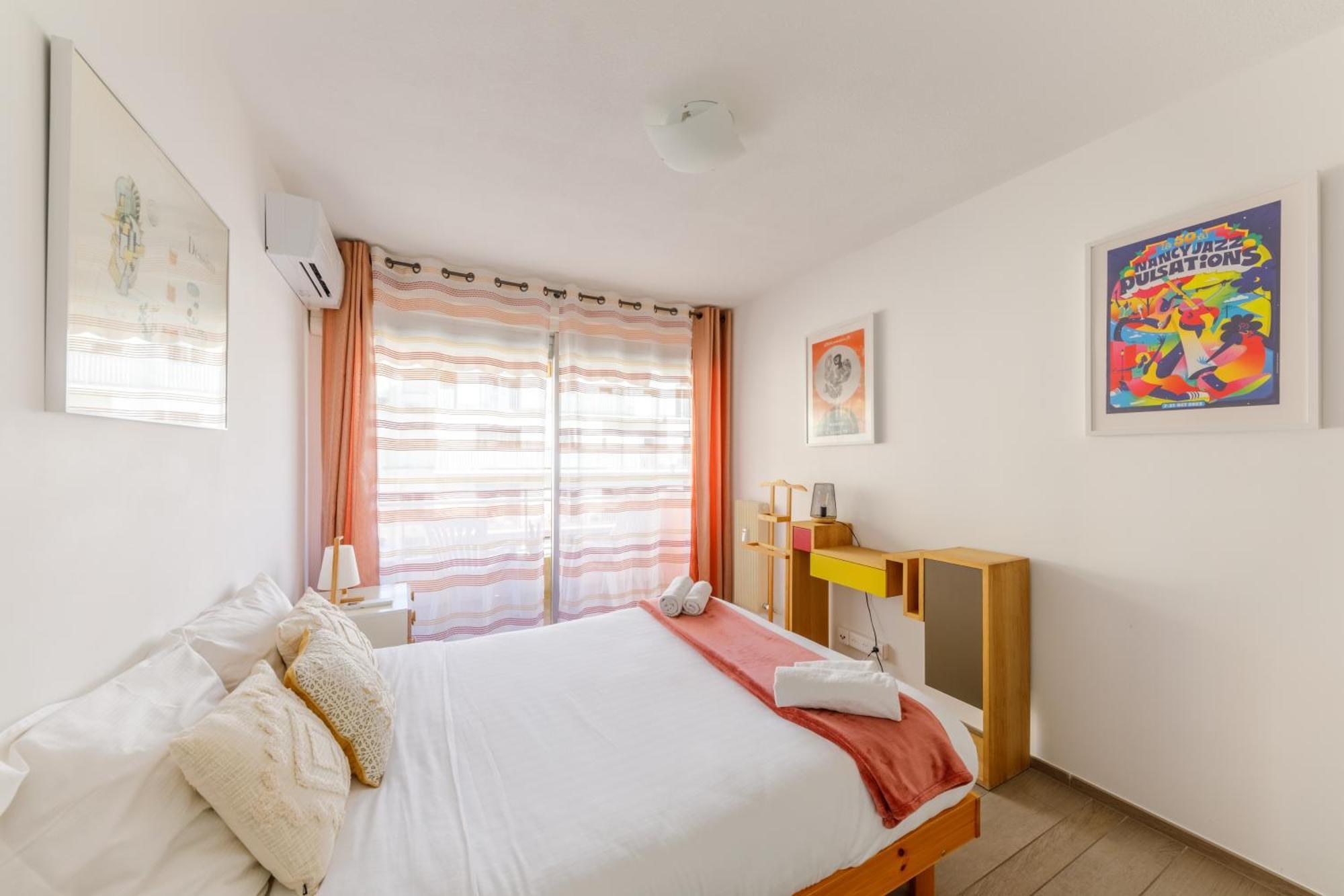 Appartement La Perle Grand 2p Terrasse Centre Proche Plages Clim *