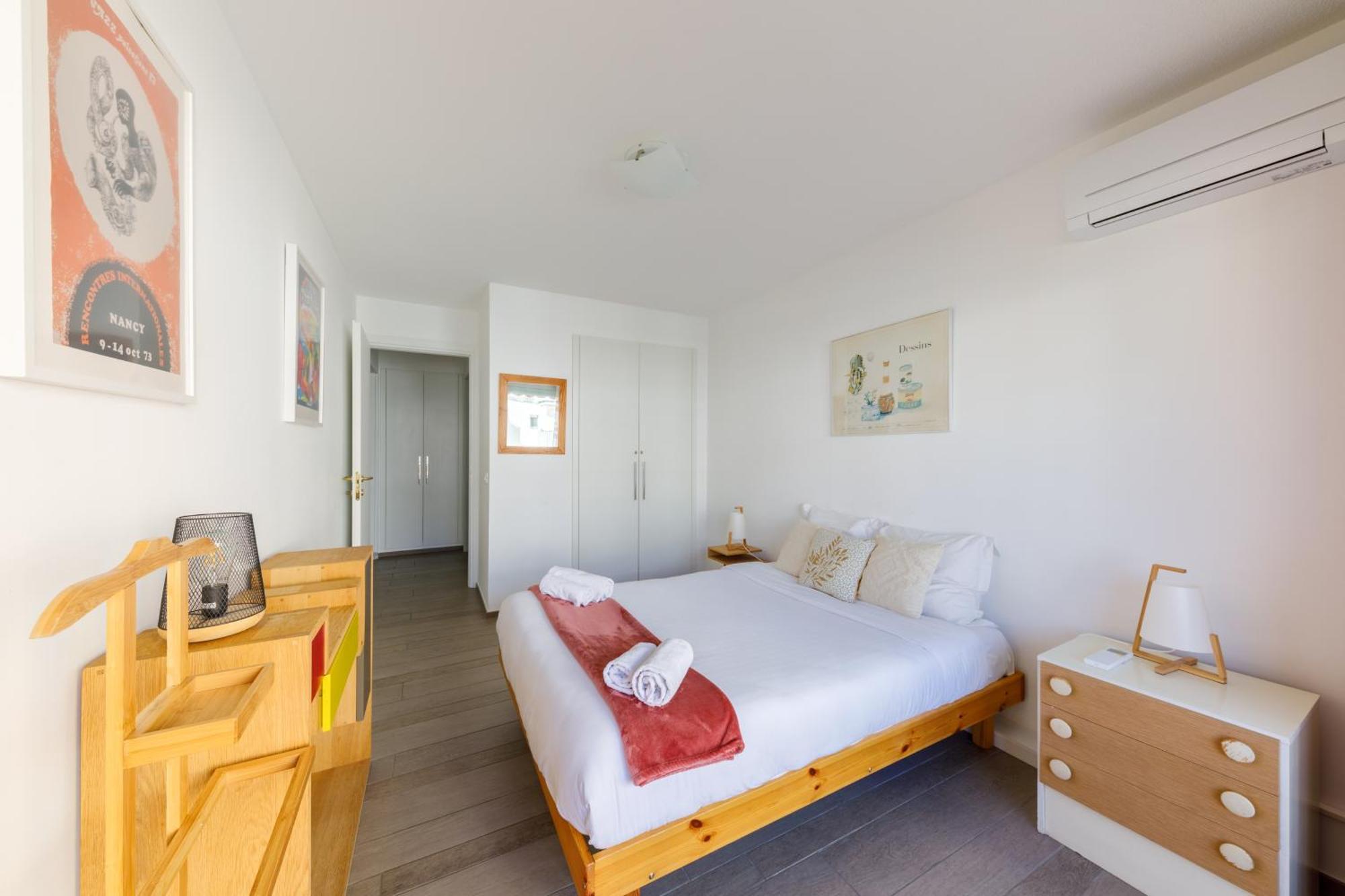 Appartement La Perle Grand 2p Terrasse Centre Proche Plages Clim *