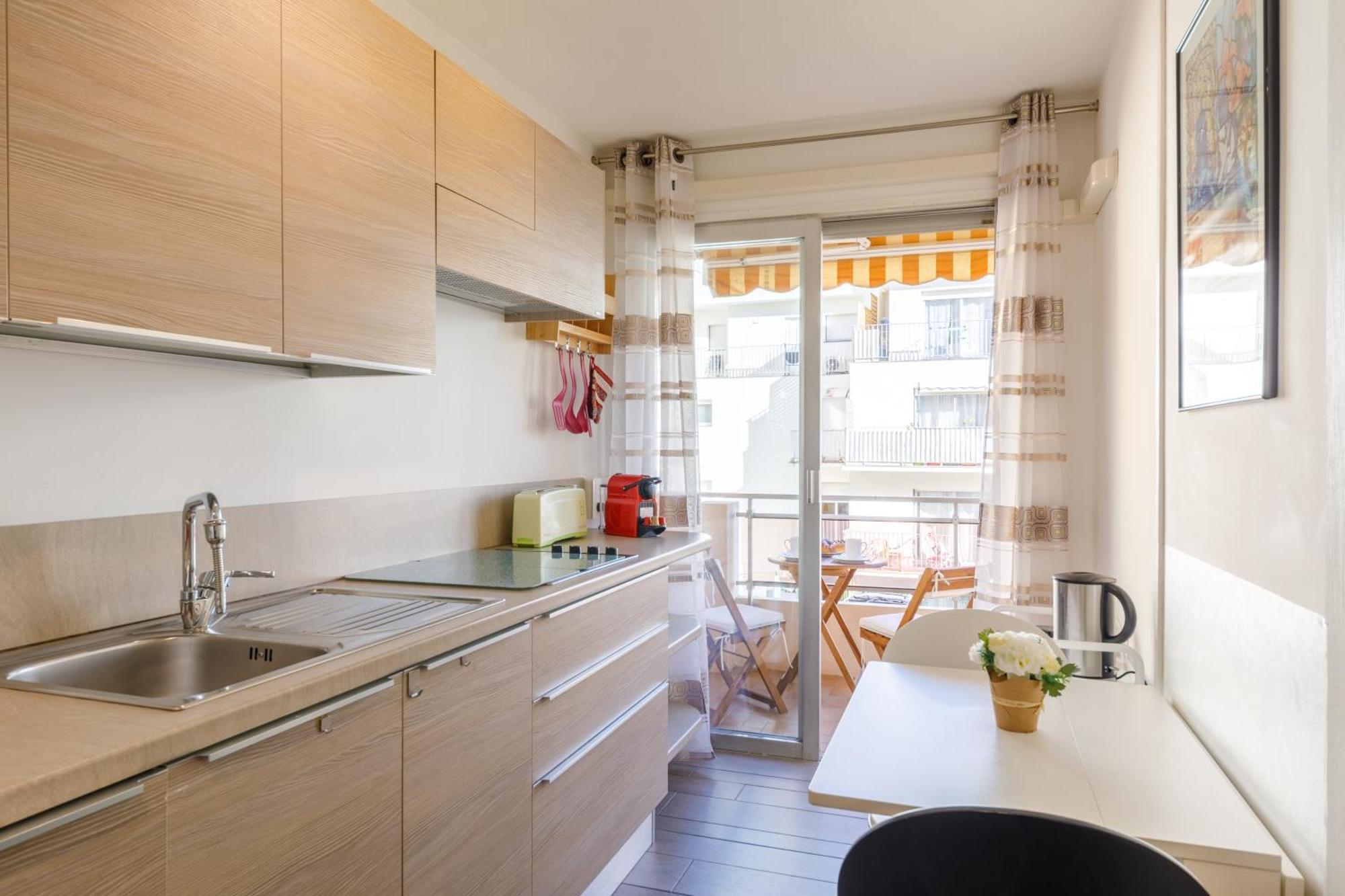 La Perle Grand 2p Terrasse Centre Proche Plages Clim Apartment Menton
