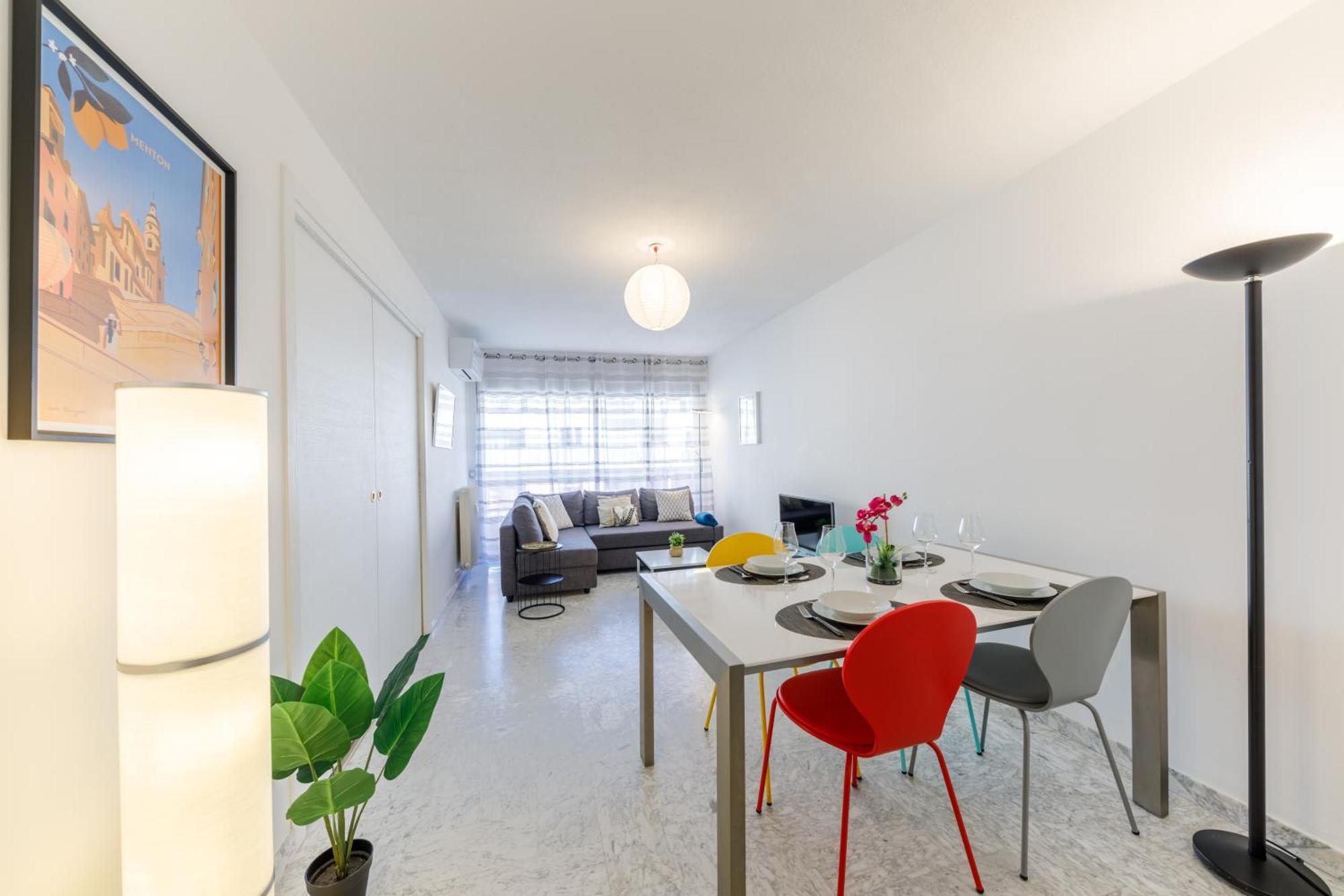 La Perle Grand 2p Terrasse Centre Proche Plages Clim Apartment